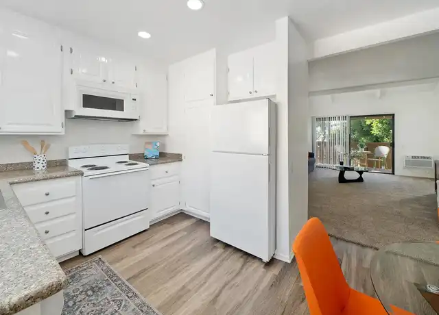 Property at Heritage Point - 4 Austin, Irvine, CA, 92604, 1-2 bed, 1-2 bath, [object Object]