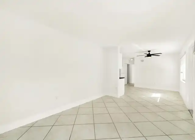 Property at 340 Madeira Ave Unit 07, Coral Gables, FL, 33134, 1 bed, 1 bath, [object Object]