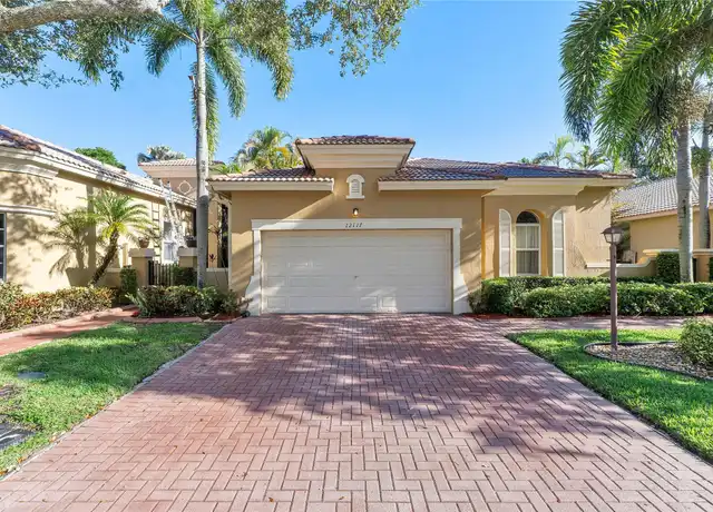 Property at 12117 NW 59th St, Coral Springs, FL, 33076, 3 beds, 2 baths, [object Object]