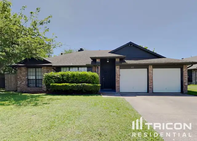Property at 212 Sunset Dr, Glenn Heights, TX, 75154, 3 beds, 2 baths, [object Object]