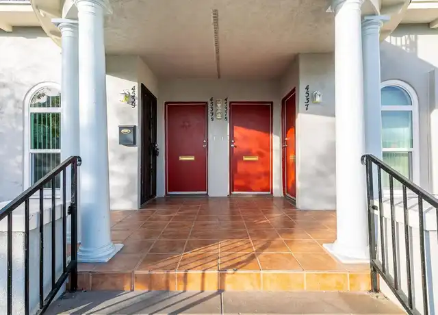 Property at 4537 Pickford St Unit 4539, Los Angeles, CA, 90019, 2 beds, 1.5 baths, [object Object]