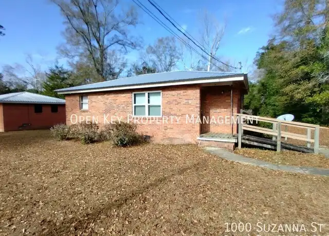 Property at 1000 Suzanna St, Dothan, AL, 36301, 2 beds, 1 bath, [object Object]