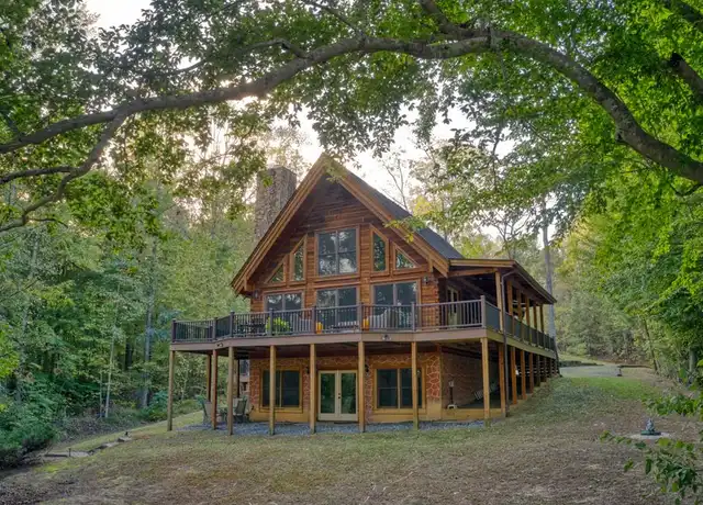Property at 32 Shoreline Dr, Warsaw, VA, 22572, 3 beds, 2.5 baths, [object Object]