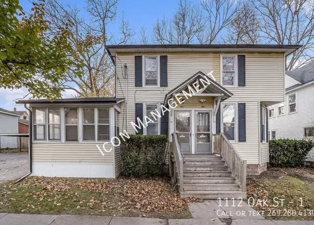 Property at 1112 Oak St, Kalamazoo, MI, 49008, 2 beds, 1 bath, [object Object]