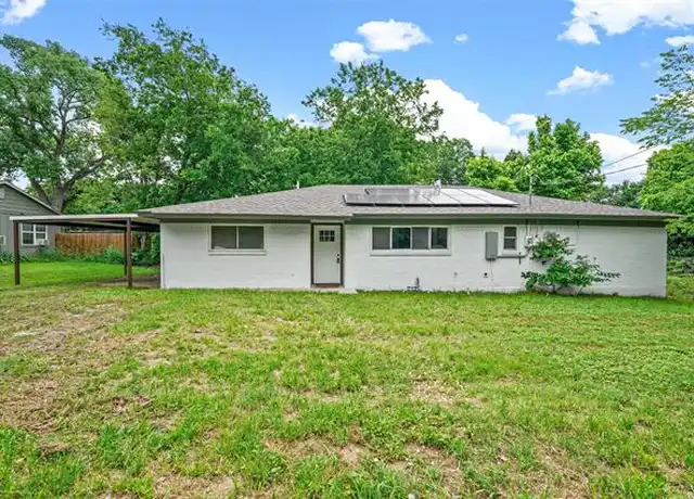 Property at 205 S Line St, Weatherford, TX, 76086, 4 beds, 3 baths, [object Object]