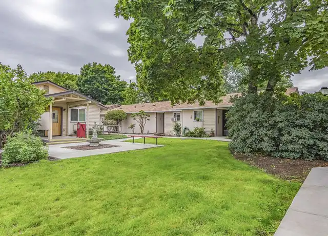 Property at 292 Oak St Unit 102, Junction City, OR, 97448, 2 beds, 1 bath, [object Object]