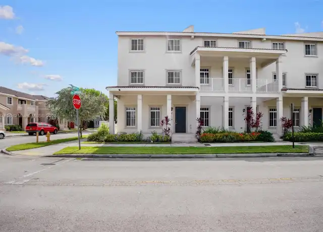 Property at 27503 SW 139th Psge, Homestead, FL, 33032, 3 beds, 2.5 baths, [object Object]