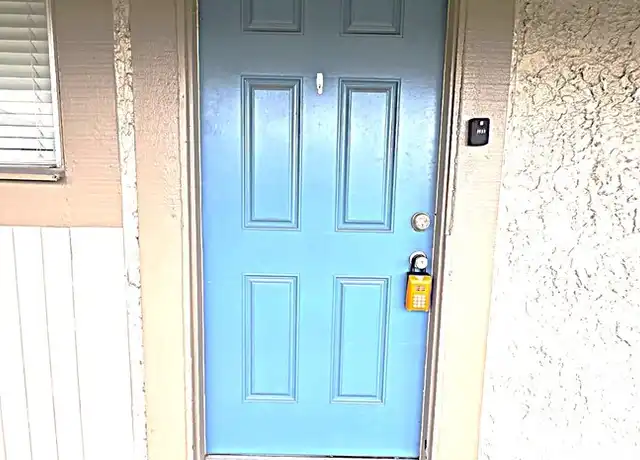 Property at 6312 Newtown Cir Apt C1, Tampa, FL, 33615, 1 bed, 1.5 baths, [object Object]