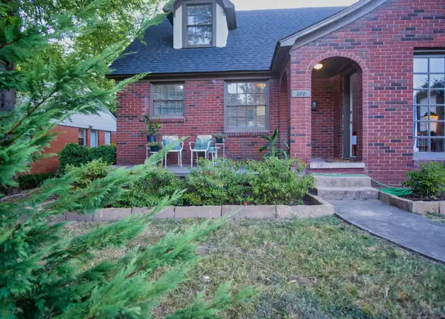 Property at 300 S Valentine St Ste 1, Little Rock, AR, 72205, 2 beds, 2 baths, [object Object]