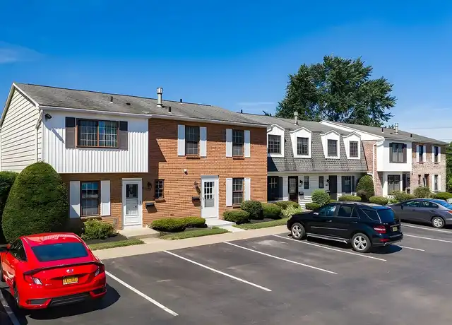 Property at French Court - 515 French Rd, Rochester, NY, 14618, 1 bed, 1 bath, [object Object]