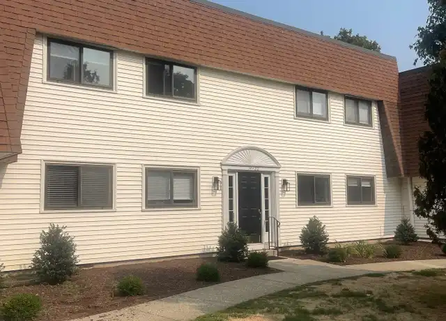 Property at 20 Hulls Hwy #20, Southport, CT, 06890, 2 beds, 2 baths, [object Object]