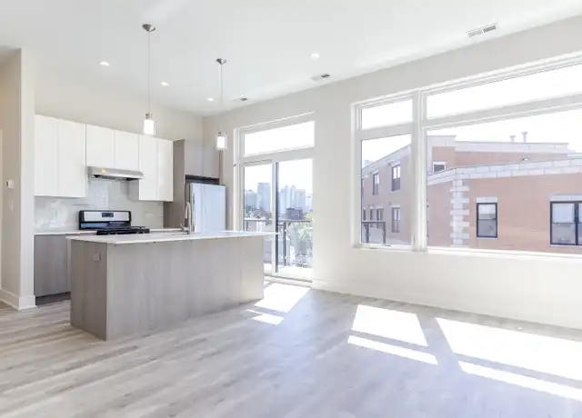 Property at 662 N Sangamon St Unit 202, Chicago, IL, 60642, 1 bed, 1 bath, [object Object]
