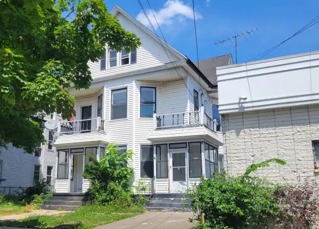 Property at 687 Dixwell Ave, New Haven, CT, 06511, 3 beds, 1 bath, [object Object]