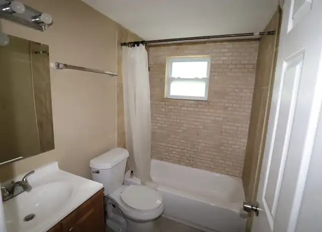 Property at 7133 Gulf Breeze Cir, Hudson, FL, 34667, 2 beds, 1 bath, [object Object]