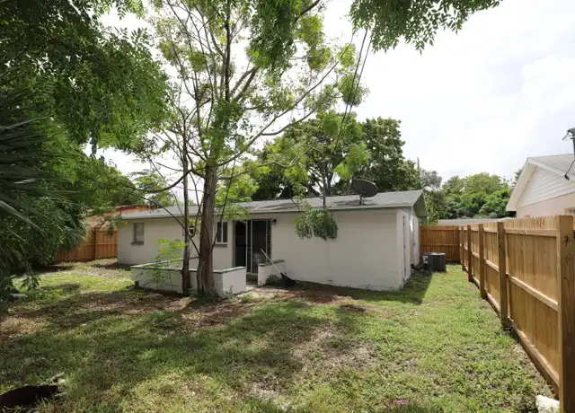 Property at 7133 Gulf Breeze Cir, Hudson, FL, 34667, 2 beds, 1 bath, [object Object]