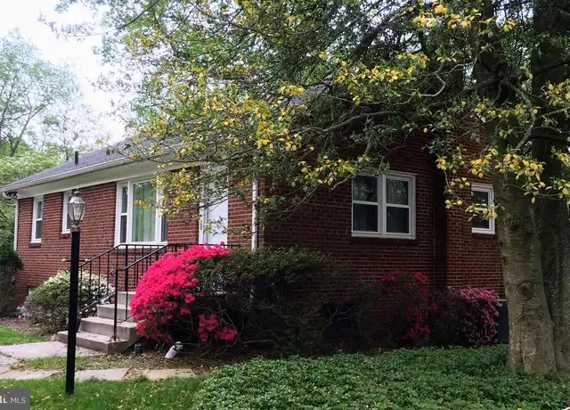 Property at 4426 Strathmore Ave, Garrett Park, MD, 20896, 4 beds, 2 baths, [object Object]