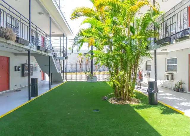 Property at 865 5th Ave N Unit 16, St. Petersburg, FL, 33701, 0 beds, 1 bath, [object Object]