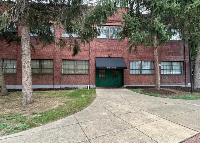 Property at 40 Grant St Unit 6, York, PA, 17401, 1 bed, 1 bath, [object Object]