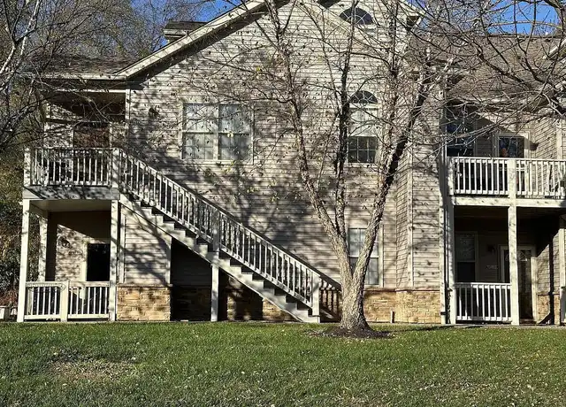 Property at 13125 Prospect Glen Way, Prospect, KY, 40059, 2 beds, 2 baths, [object Object]