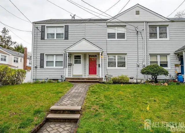 Property at 33 Victory Ct, Metuchen, NJ, 08840, 2 beds, 1 bath, [object Object]