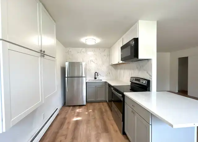 Property at Tremaine Place - 15 Montgomery Ave, Bala Cynwyd, PA, 19004, 2 beds, 1.5 baths, [object Object]