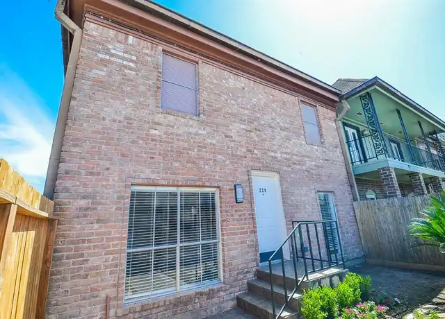 Property at 830 Threadneedle St #229, Houston, TX, 77079, 3 beds, 2 baths, [object Object]