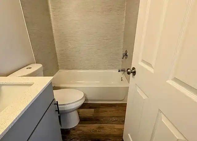 Property at Eleanor Apartments - 1106 16th Ave, Seattle, WA, 98122, 0-1 beds, 0-1 baths, [object Object]