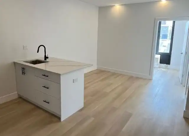 Property at 316 Forrest St Unit 2BR, Jersey City, NJ, 07304, 2 beds, 1 bath, [object Object]
