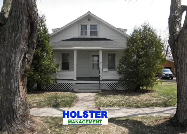 Property at 1115 S 8th Ave Unit 1/2, Wausau, WI, 54401, 1 bed, 1 bath, [object Object]