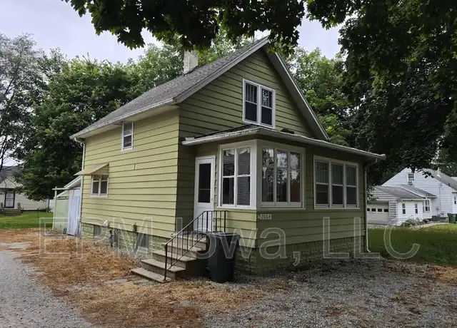 Property at 2064 Independence Ave, Evansdale, IA, 50707, 2 beds, 1 bath, [object Object]