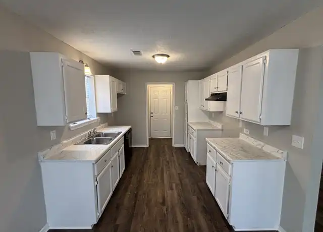 Property at 16 Fox Run Cir, Cabot, AR, 72023, 3 beds, 2 baths, [object Object]