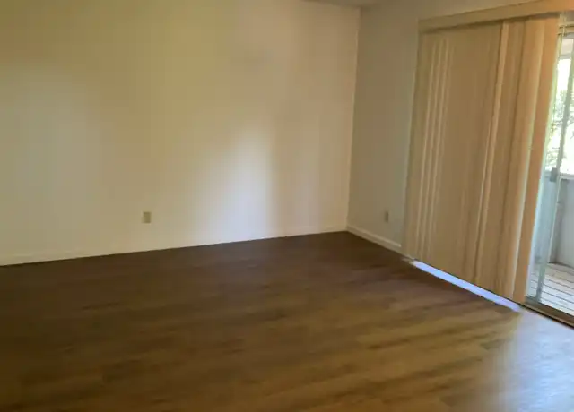 Property at 1138 12th St, Tracy, CA, 95376, 2 beds, 1 bath, [object Object]