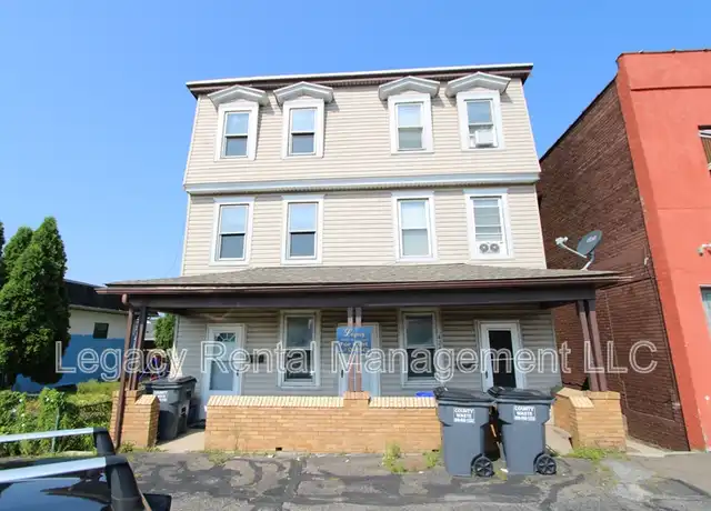Property at 426 1/2 S Poplar St Unit 4, Hazleton, PA, 18201, 2 beds, 1 bath, [object Object]