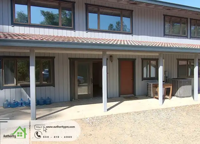 Property at 10560 Old Oregon Trl, Redding, CA, 96003, 3 beds, 1 bath, [object Object]