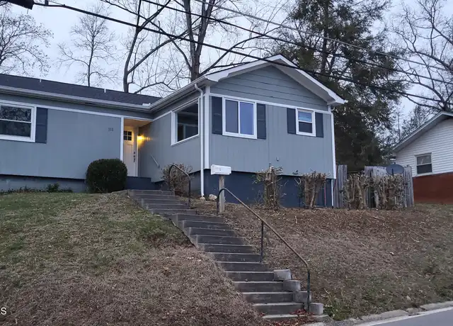 Property at 115 Kentucky Ave, Oak Ridge, TN, 37830, 3 beds, 2 baths, [object Object]