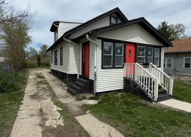 Property at 2437 Elm St, Rockford, IL, 61102, 3 beds, 1 bath, [object Object]