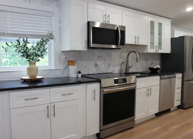 Property at 1420 State Rd Unit 4, Phoenixville, PA, 19460, 2 beds, 1 bath, [object Object]