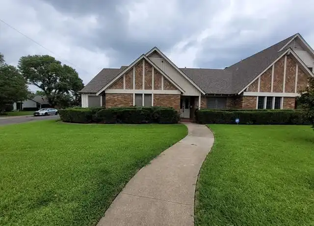 Property at 10626 Ravenscroft Dr, Dallas, TX, 75230, 3 beds, 2 baths, [object Object]