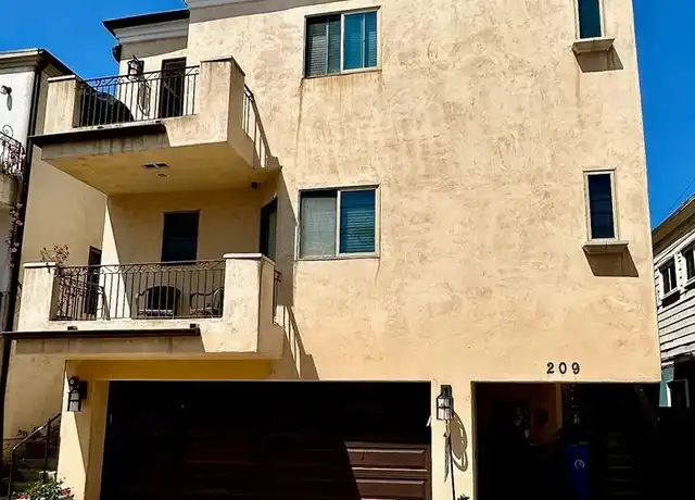 Property at 209 Crest Dr, Manhattan Beach, CA, 90266, 3 beds, 3.5 baths, [object Object]