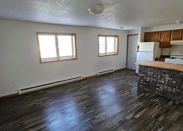 Property at 1260 Oakview Dr Unit 4, St Charles, MN, 55972, 2 beds, 1 bath, [object Object]