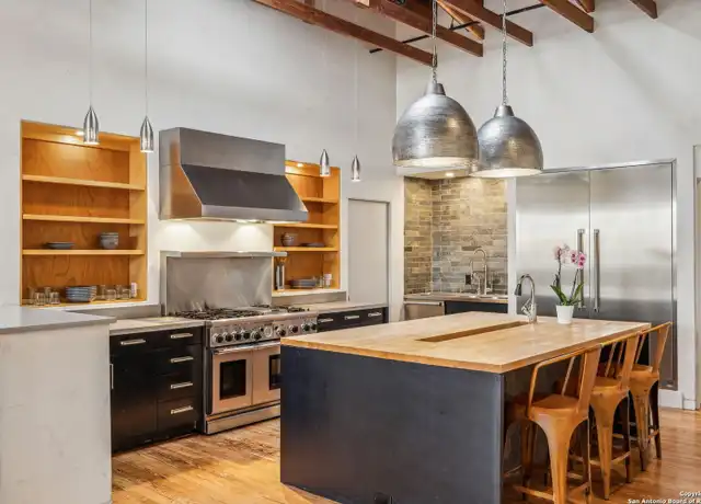 Property at 212 Madison St Unit 7, San Antonio, TX, 78228, 2 beds, 2 baths, [object Object]