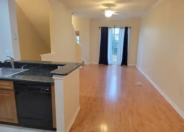 Property at 137 Grand Beach Pl, Tampa, FL, 33609, 1 bed, 1 bath, [object Object]