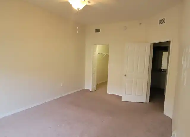 Property at 137 Grand Beach Pl, Tampa, FL, 33609, 1 bed, 1 bath, [object Object]