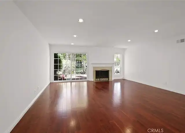 Property at 17 Brisbane Way, Irvine, CA, 92612, 2 beds, 2 baths, [object Object]