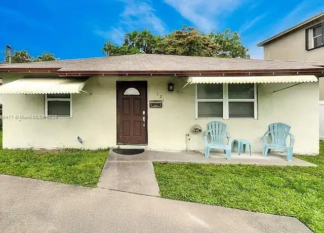 Property at 121 NW 7th Ave, Dania Beach, FL, 33004, 2 beds, 1 bath, [object Object]