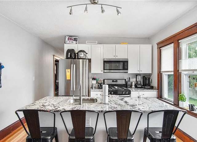 Photo of 1012 Narragansett Blvd Unit 2, Providence, RI 02905