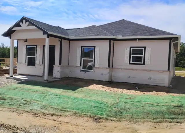 Property at 1006 Wooded Hollow Ct Unit 102, Weatherford, TX, 76088, 2 beds, 2 baths, [object Object]