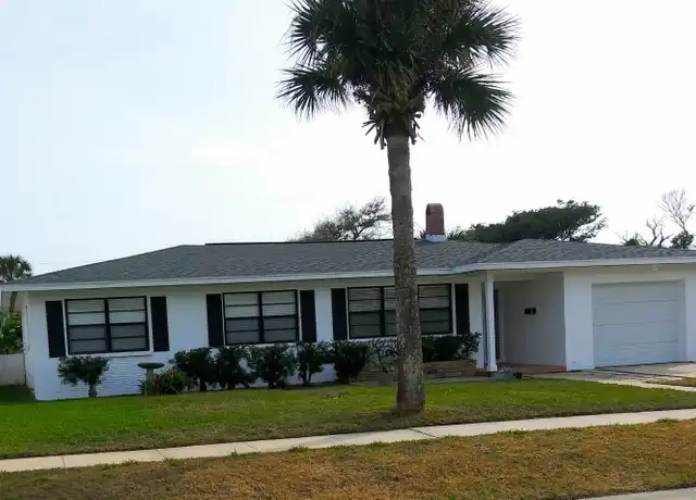 Property at 32 Oakview Cir, Ormond Beach, FL, 32176, 3 beds, 2.5 baths, [object Object]