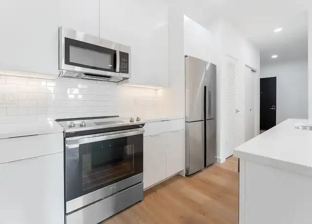 Property at The Crossroads on Grove - 25 Freeway Dr E, East Orange, NJ, 07018, 1 bed, 1 bath, [object Object]