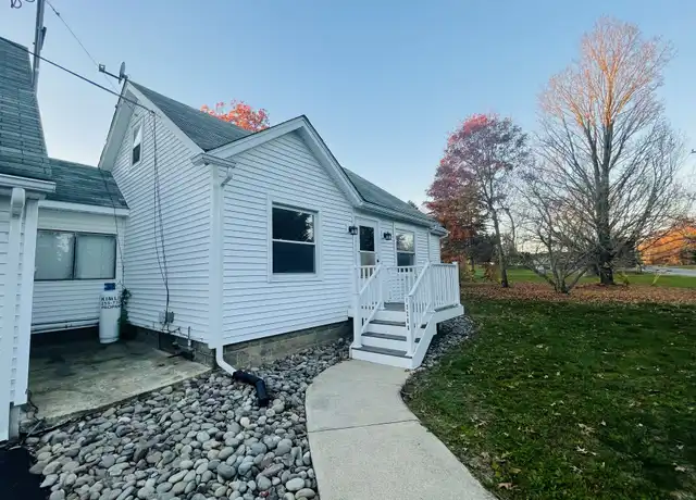Property at 1326 New York 208 Unit B, Wallkill, NY, 12589, 2 beds, 1 bath, [object Object]